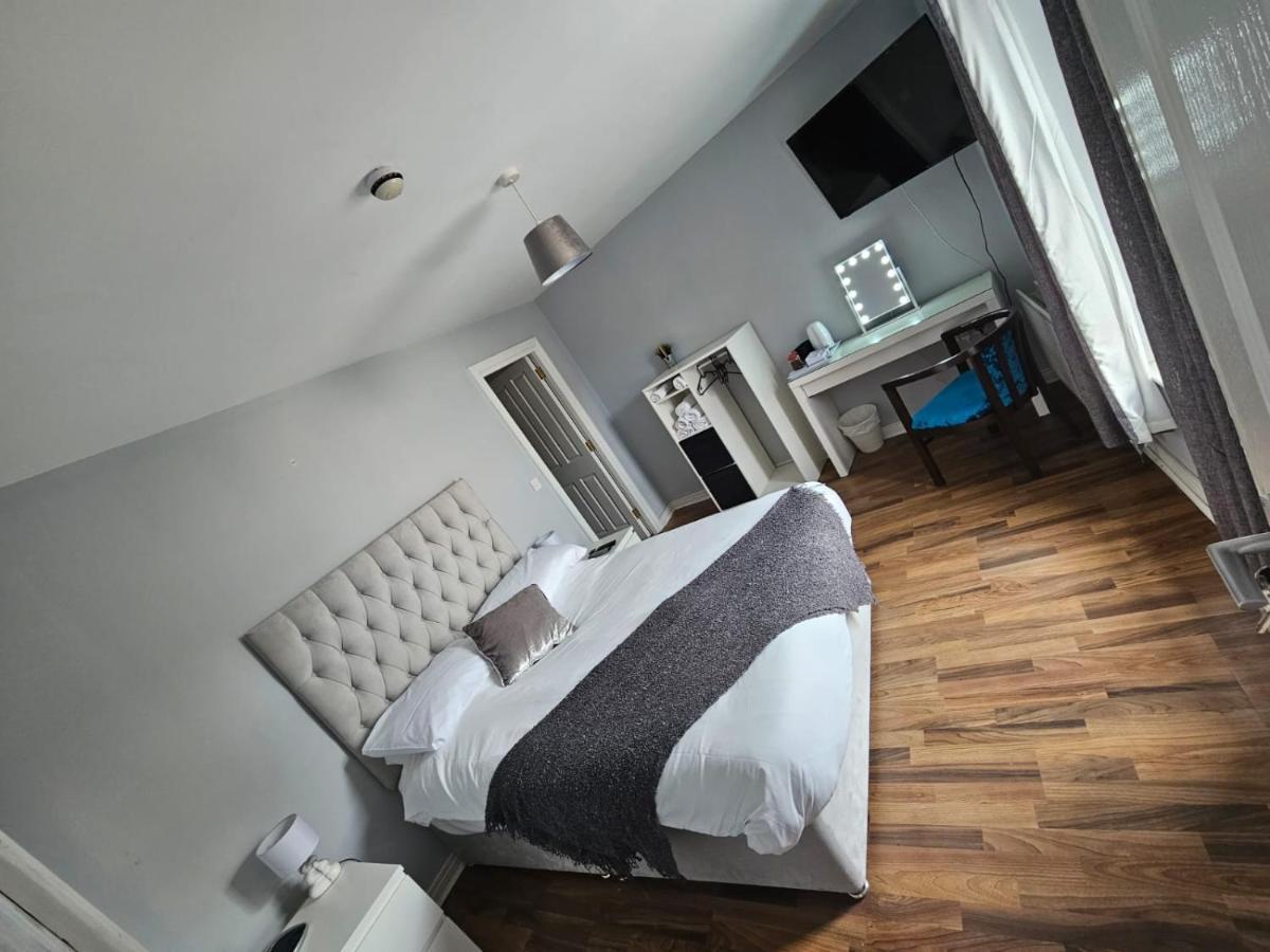 Laverty'S - The Black Bull Inn Randalstown Exteriér fotografie