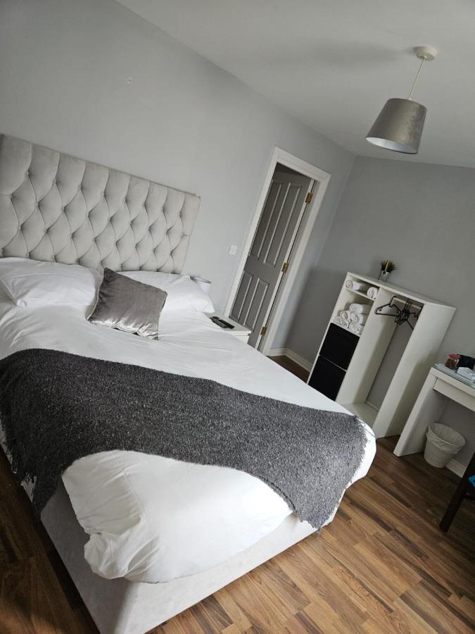 Laverty'S - The Black Bull Inn Randalstown Exteriér fotografie